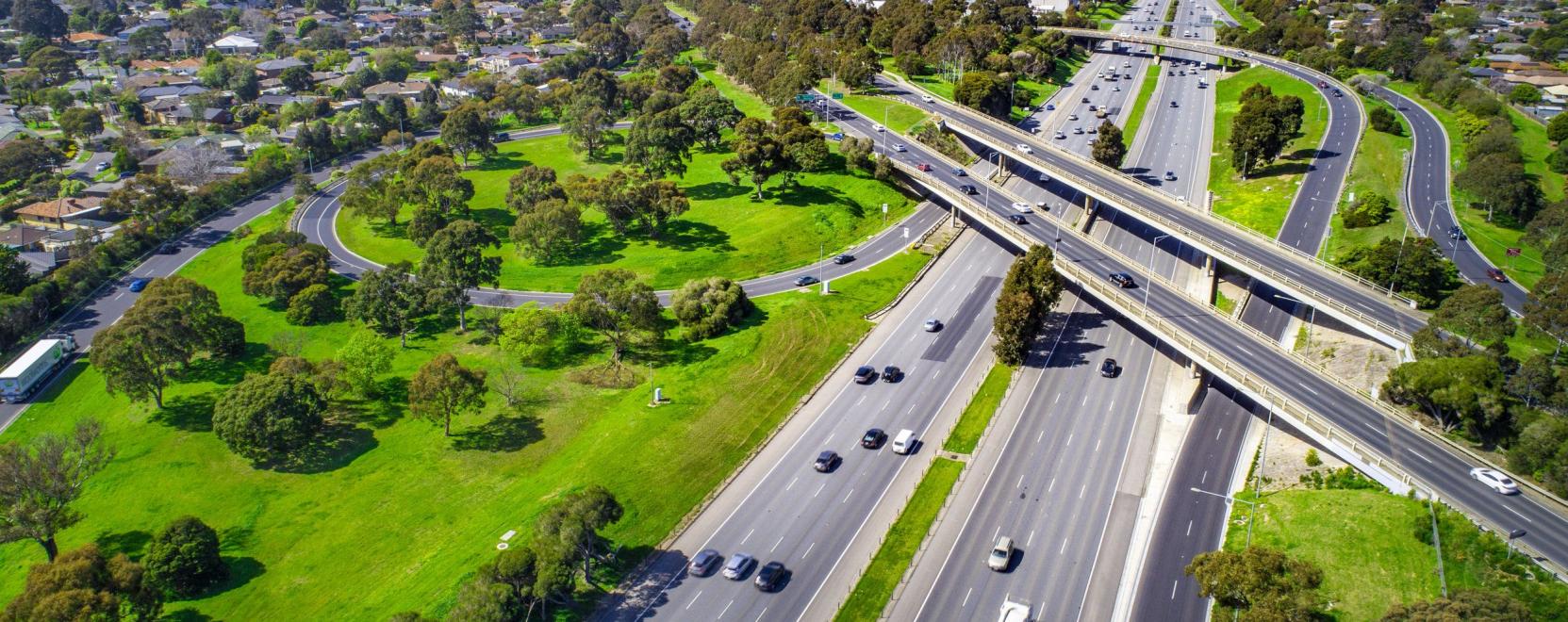 Okosaut&oacute;k seg&iacute;tenek a k&aacute;ty&uacute;k felt&eacute;rk&eacute;pez&eacute;s&eacute;ben