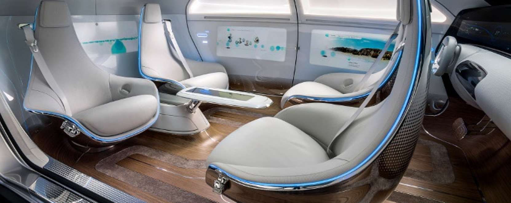 Digit&aacute;lis &eacute;lett&eacute;rr&eacute; alakult a Mercedes &uacute;j luxusmodellje