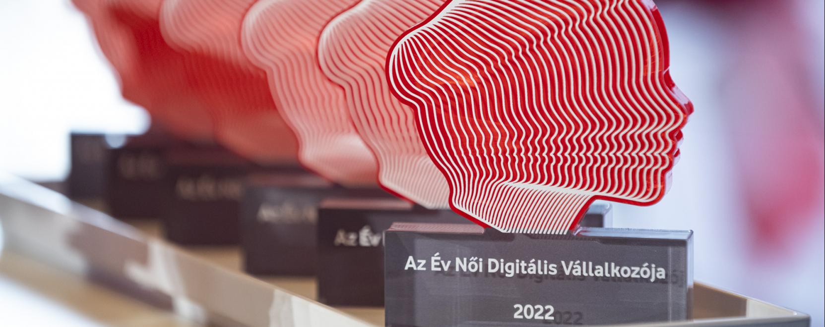Digit&aacute;lis női v&aacute;llalkoz&oacute;kat d&iacute;jazott a Vodafone