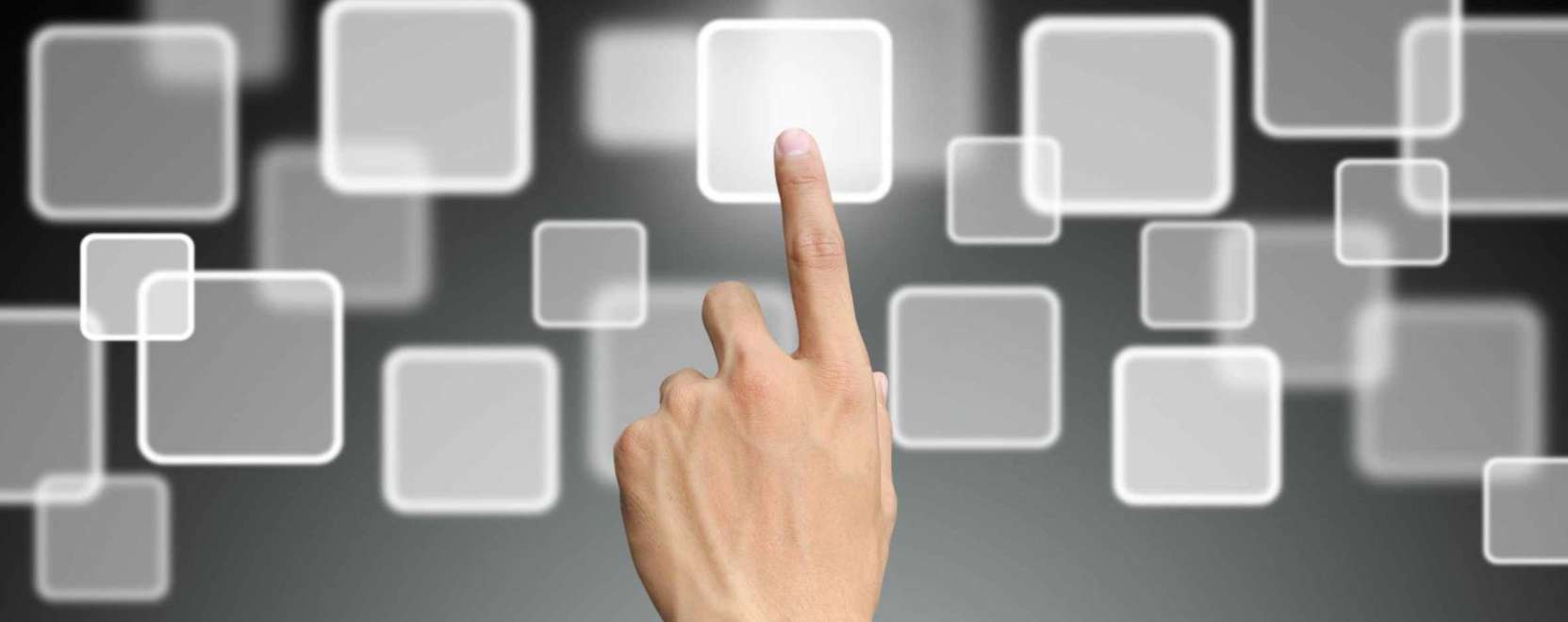 El a kezeket a műszerfalt&oacute;l!