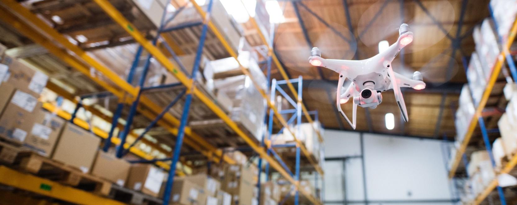 Dr&oacute;nokkal &eacute;rdemes r&aacute;rep&uuml;lni a lelt&aacute;roz&aacute;sra