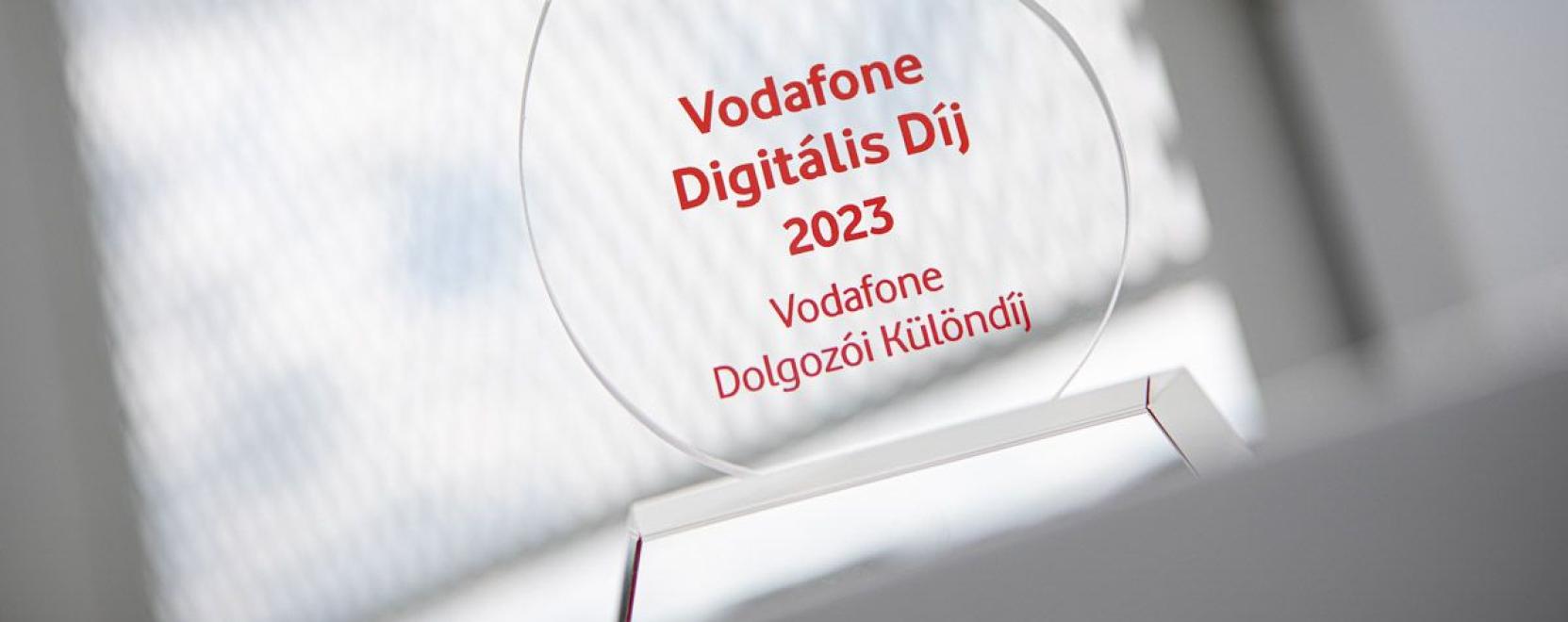 Fintech &ouml;tletek &eacute;s kkv-innov&aacute;ci&oacute;k a Vodafone Digit&aacute;lis D&iacute;jon