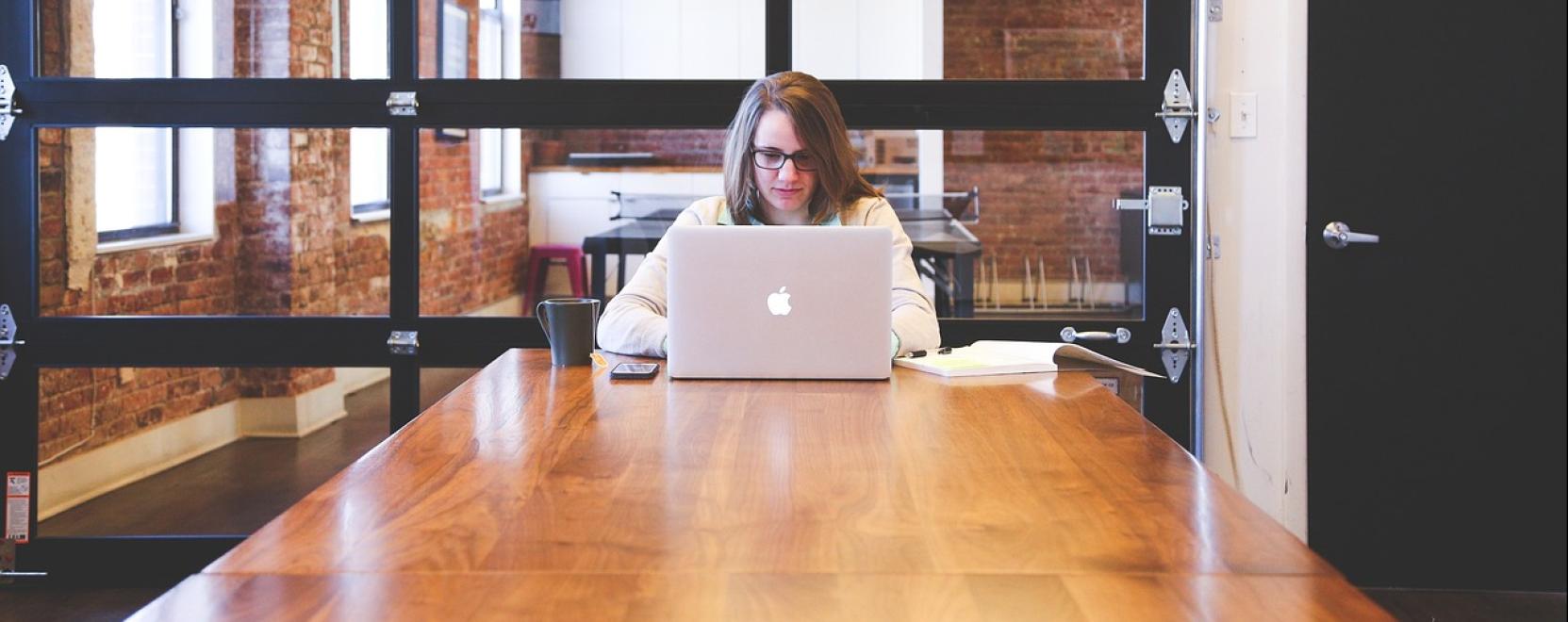 Mi&eacute;rt &eacute;ri meg di&aacute;kmunk&aacute;t v&aacute;llalni?