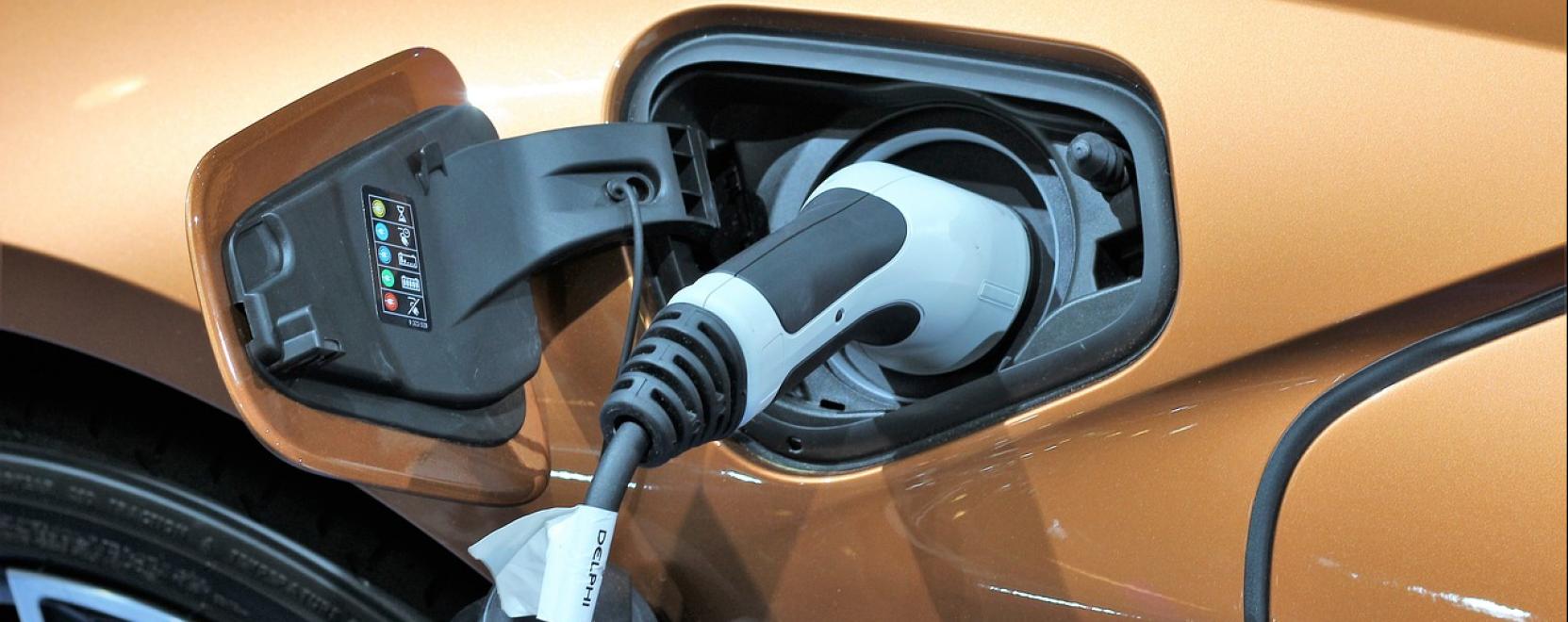 Milyen t&ouml;lt&eacute;si lehetős&eacute;gek k&ouml;z&uuml;l v&aacute;logathatunk?