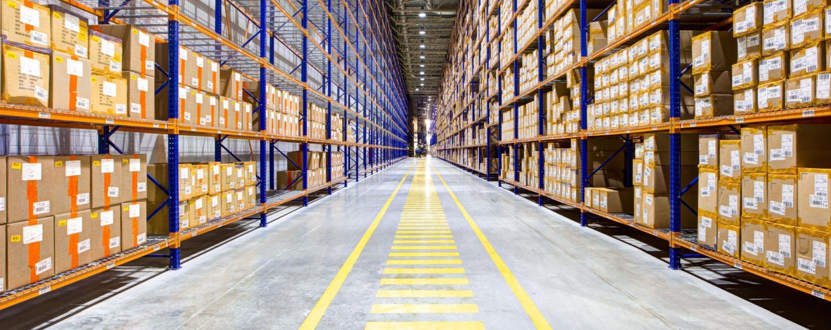 Dr&oacute;ninv&aacute;zi&oacute; a rakt&aacute;rakban