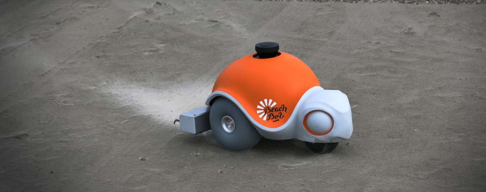 Homokba rajzol k&eacute;peket a Disney &uacute;j robotja