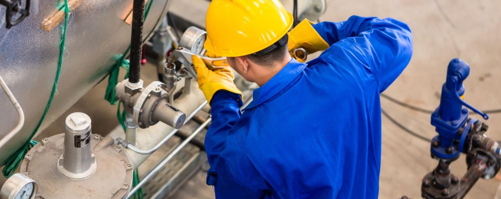 A minős&eacute;gi munkaruh&aacute;k visel&eacute;se kihat a dolgoz&oacute;kra