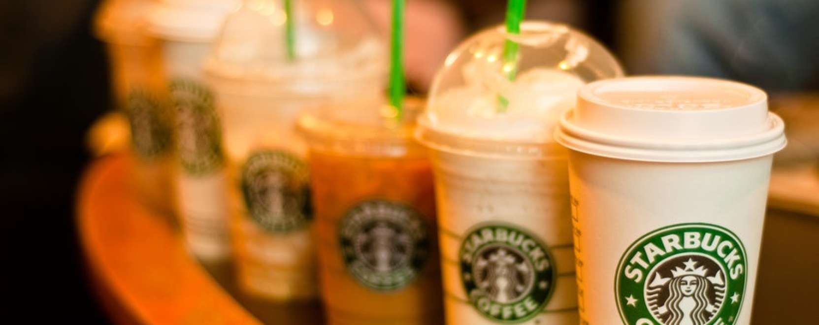 Tarol a mobilos fizet&eacute;s a Starbucks k&aacute;v&eacute;z&oacute;iban