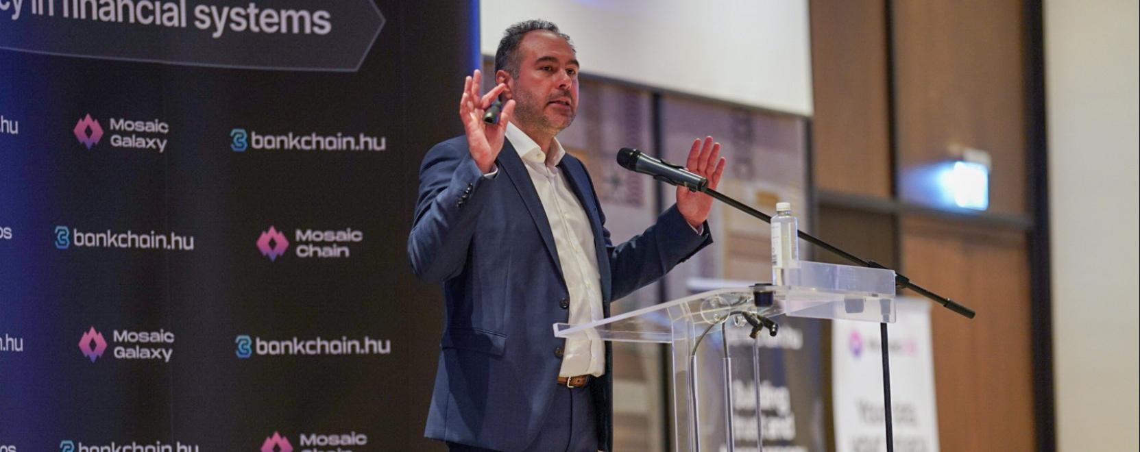 A blokkl&aacute;nc forradalmi v&aacute;ltoz&aacute;st hoz a p&eacute;nz&uuml;gyi szektorban