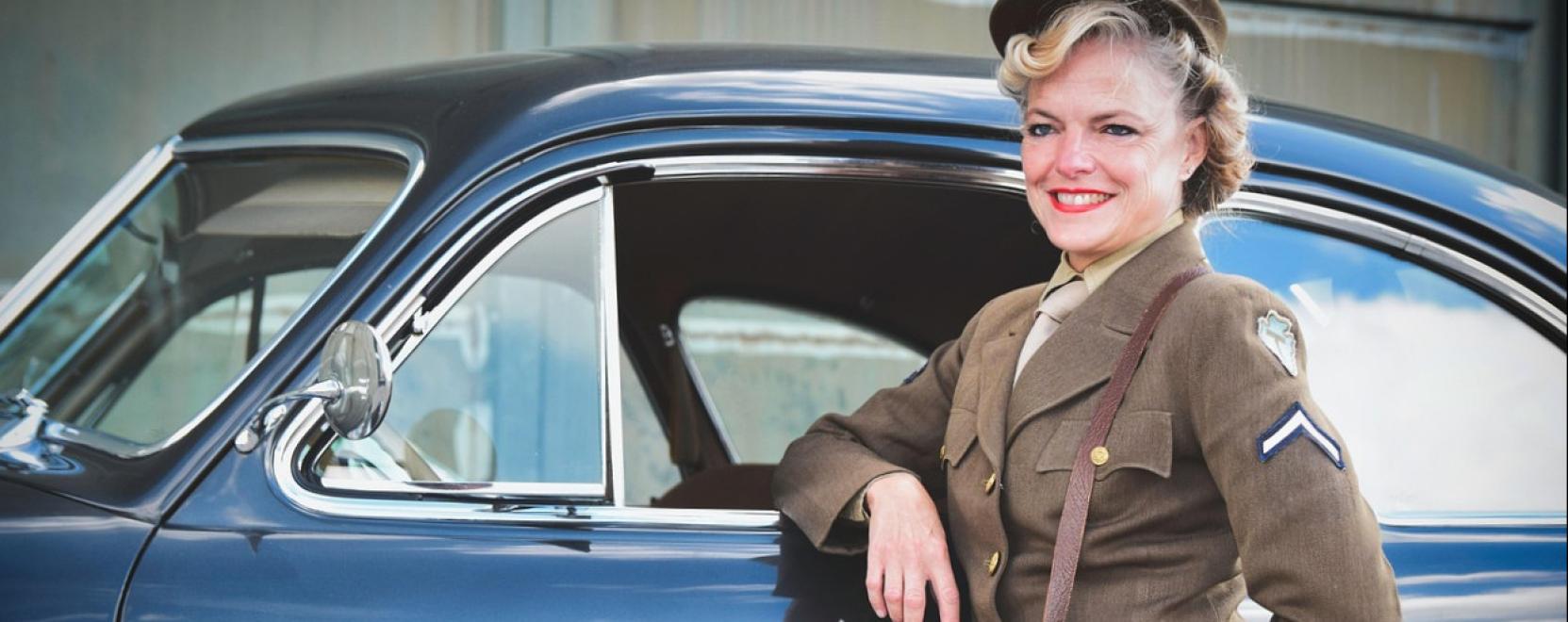 St&iacute;lusos katonai kab&aacute;tok: Hogyan &eacute;s mivel viseld?