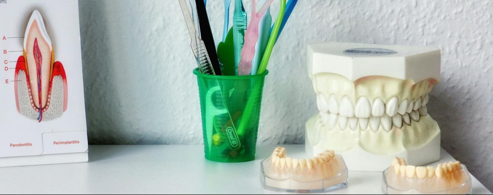 A t&ouml;k&eacute;letes mosoly nyom&aacute;ban &ndash; direkt h&eacute;j a fog&aacute;szatban