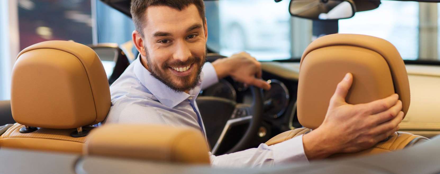 Sofőr n&eacute;lk&uuml;l gurulnak a j&ouml;vő c&eacute;ges aut&oacute;i