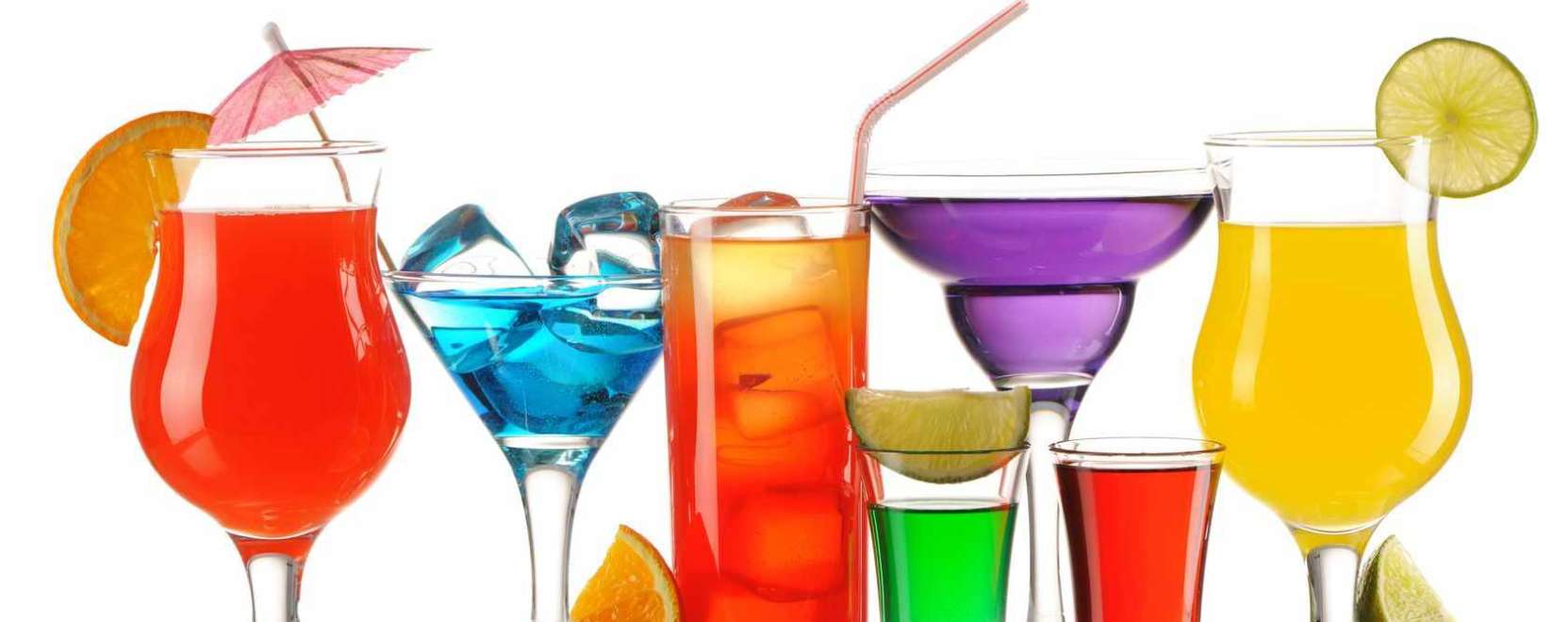 Tr&uuml;kk&ouml;s kokt&eacute;lb&aacute;r a h&aacute;zibulikhoz