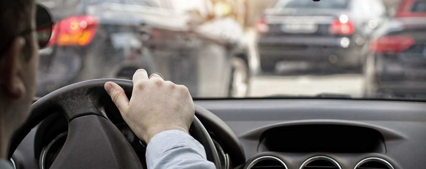 &Ouml;nj&aacute;r&oacute; aut&oacute;k: lesznek-e tr&uuml;kk&ouml;s sofőr&ouml;k az utakon?