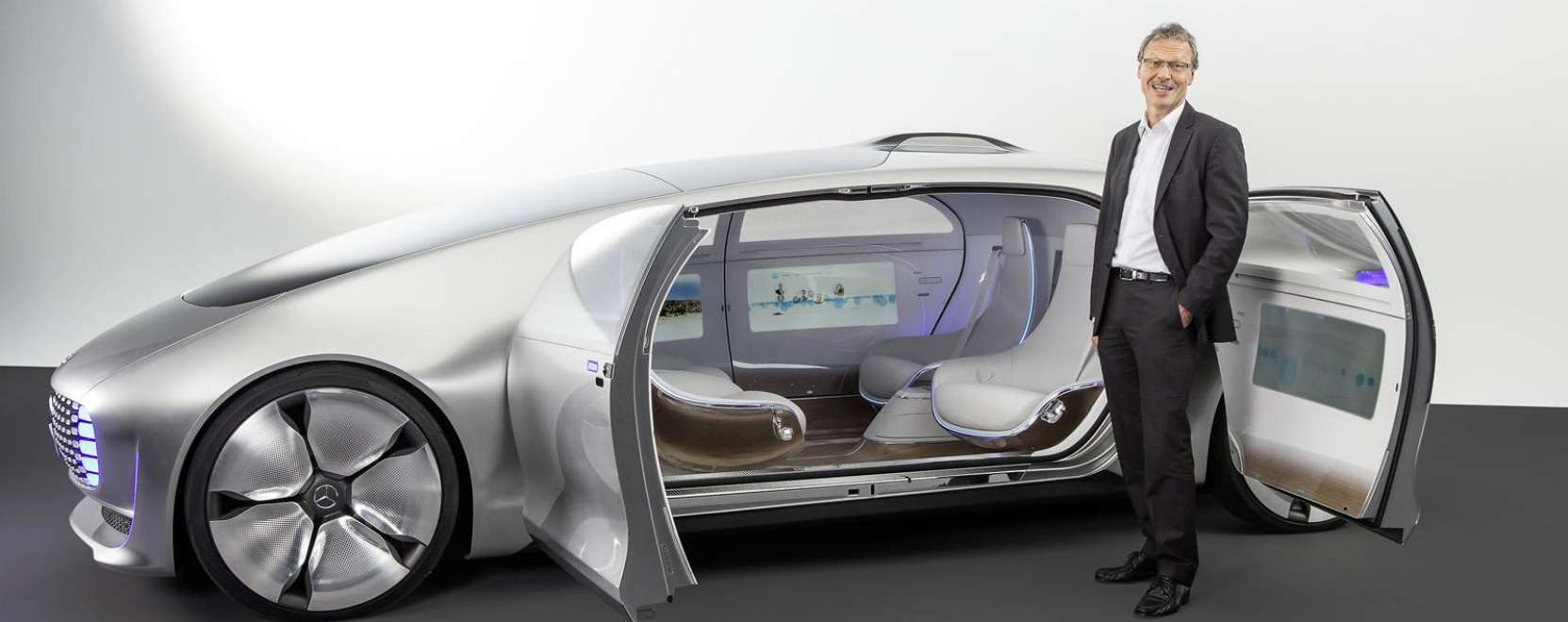 Az embereket nem lehet ki&uuml;tni a korm&aacute;nyker&eacute;k m&ouml;g&uuml;l