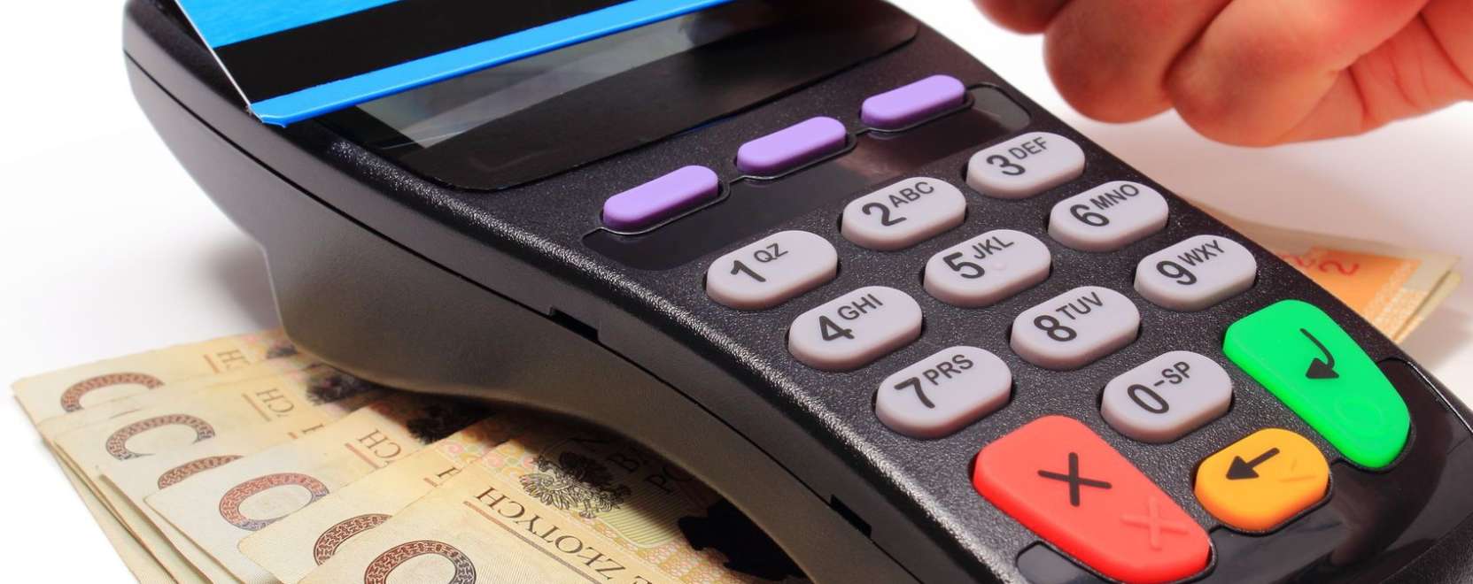 Ausztr&aacute;li&aacute;ban taroltak az &eacute;rint&eacute;s n&eacute;lk&uuml;li k&aacute;rty&aacute;k