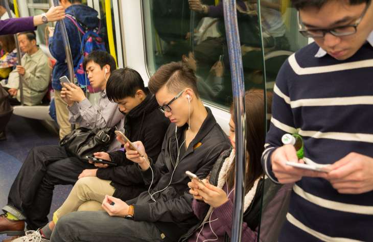 Kínában már a lakosság fele telefonról internetezik