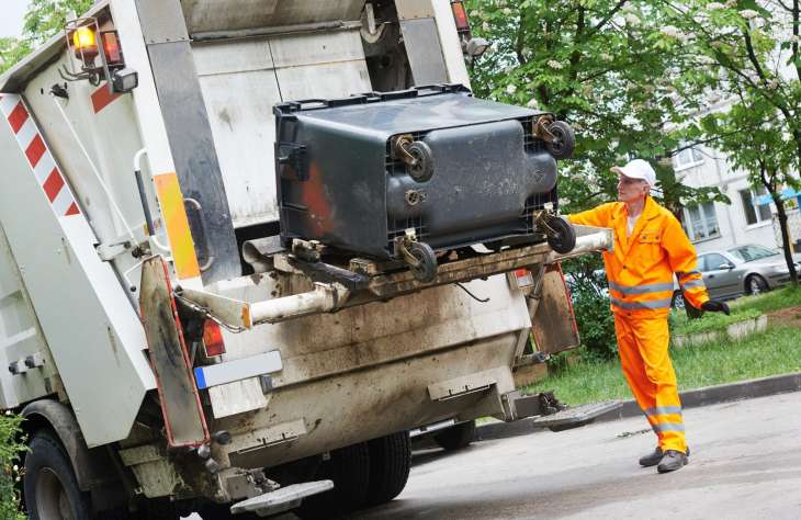 Önvezető kukásautó teheti biztonságossá a hulladékgyűjtést