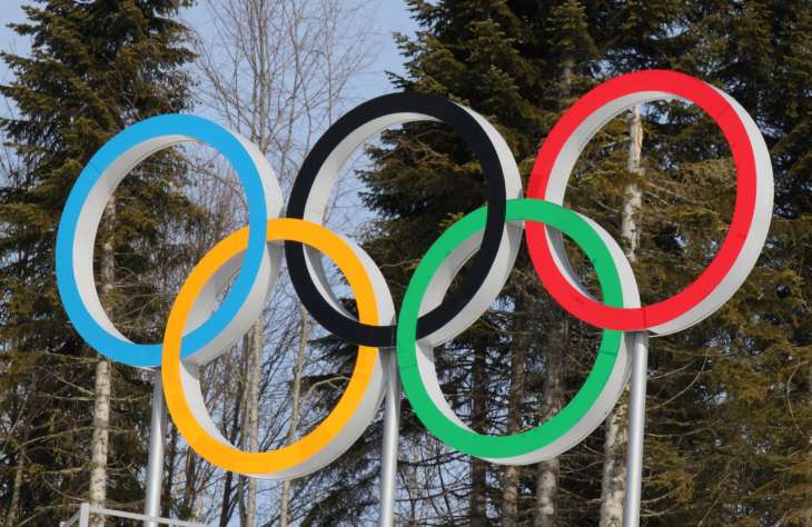 A dr&oacute;n az &uacute;j tűzij&aacute;t&eacute;k &ndash; a t&eacute;li olimpi&aacute;n is 