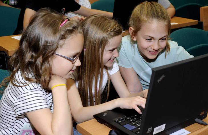 Nagy Digitális Kaland: egyre több a lányversenyző