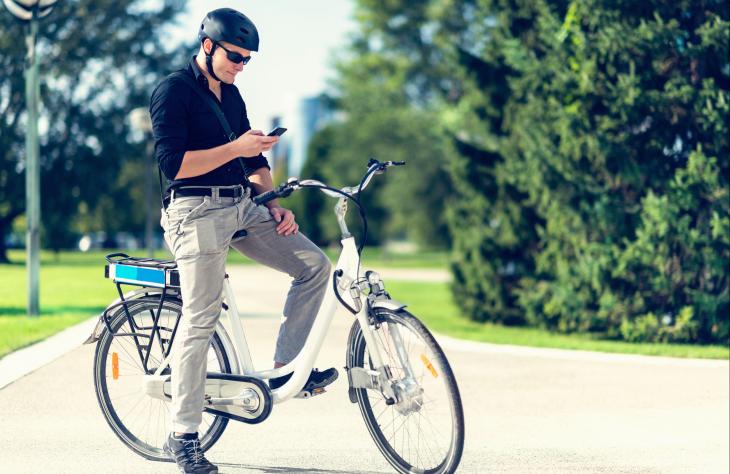 Újabb okossisakkal lehet biztonságosabb a biciklizés
