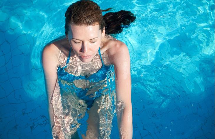 Medencel&eacute;tra, a biztos t&aacute;masz