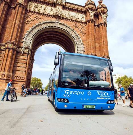 Hazaért a világ körüli útról a magyar e-busz
