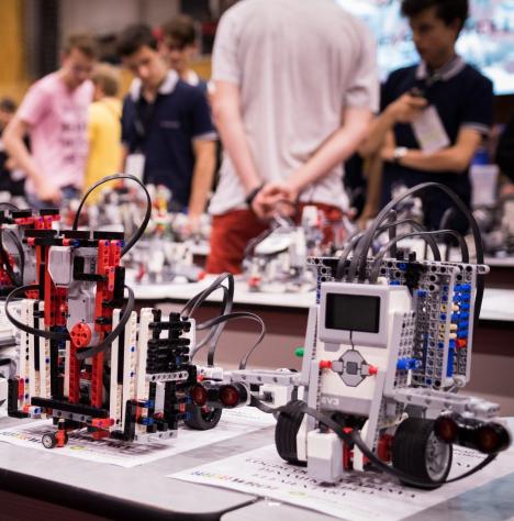 Robotikai világversenyt rendezhet Győr
