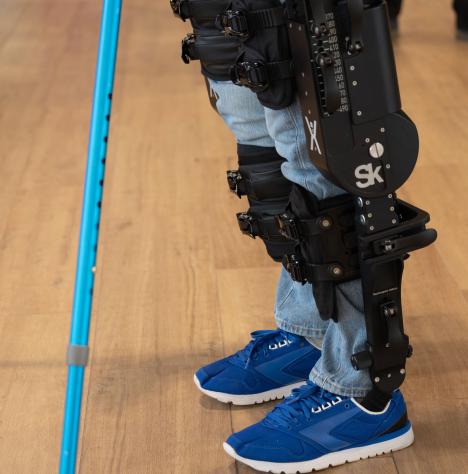 Gondolatvez&eacute;rl&eacute;ssel tudott s&eacute;t&aacute;lni egy leb&eacute;nult f&eacute;rfi