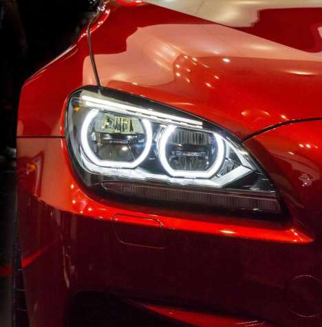 Okosfejleszt&eacute;sek a BMW-n&eacute;l &ndash; &Eacute;rintős &eacute;s mutogat&oacute;s lesz az iDrive