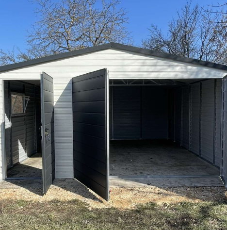 Innovat&iacute;v tervez&eacute;s a k&ouml;nnyűszerkezetes &eacute;p&uuml;letek vil&aacute;g&aacute;ban