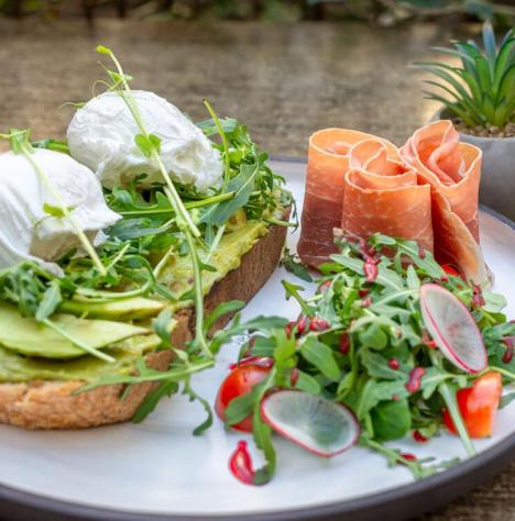 Duna-parti &eacute;lm&eacute;ny: igazi brunch, nem csak &eacute;jjeli baglyoknak