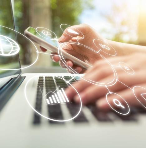 Egyre t&ouml;bb telefonb&oacute;l tűnik el a SIM-k&aacute;rtya